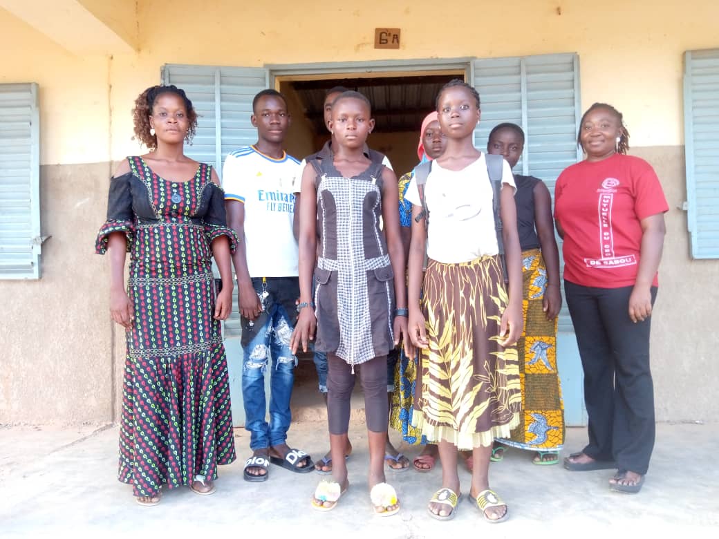 Groupe de jeunes en formation CFIAM